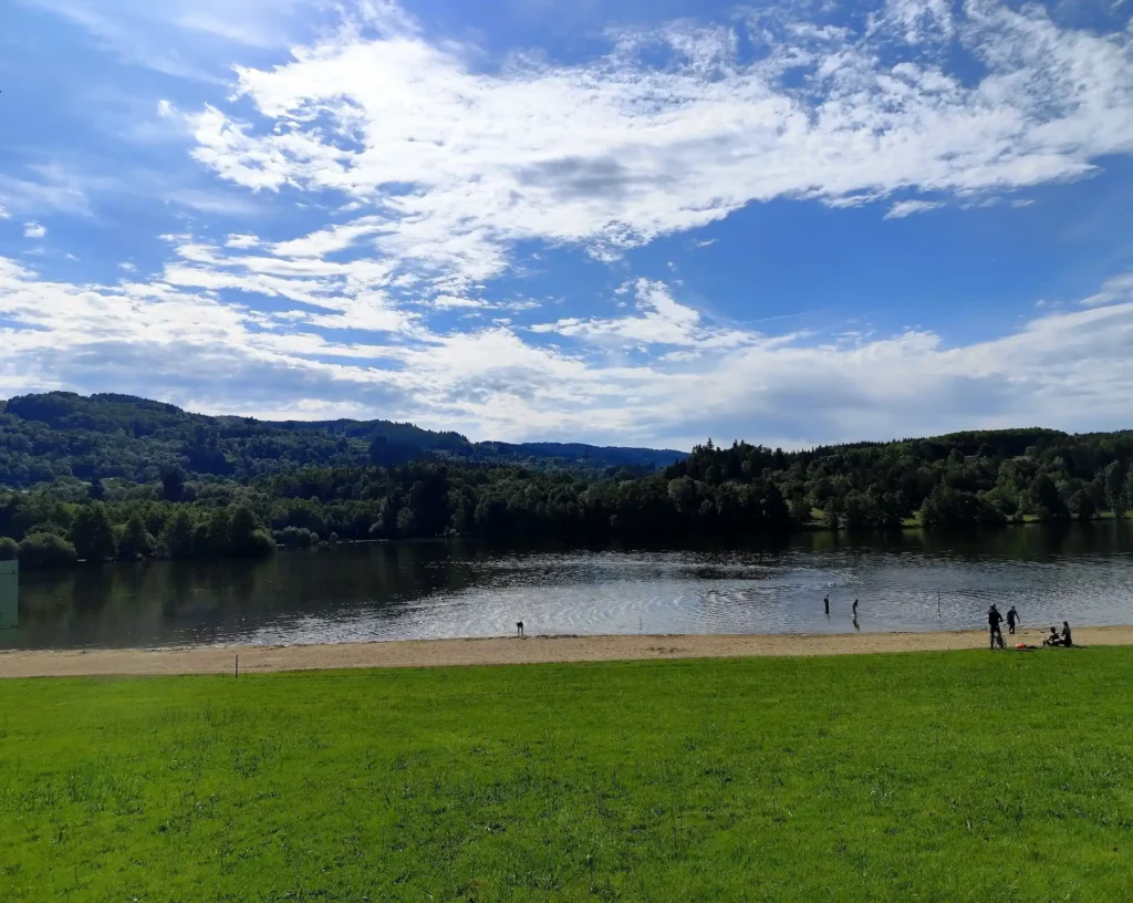 lac d aubusson d auvergne