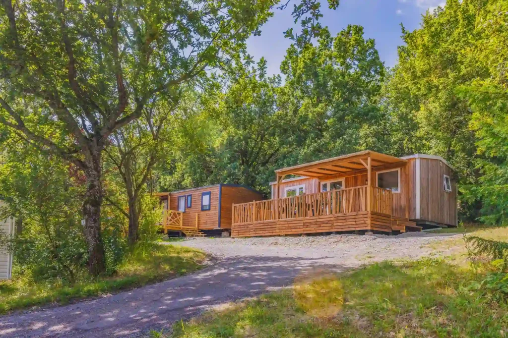 Mobil-home en pleine nature au camping de la Croze
